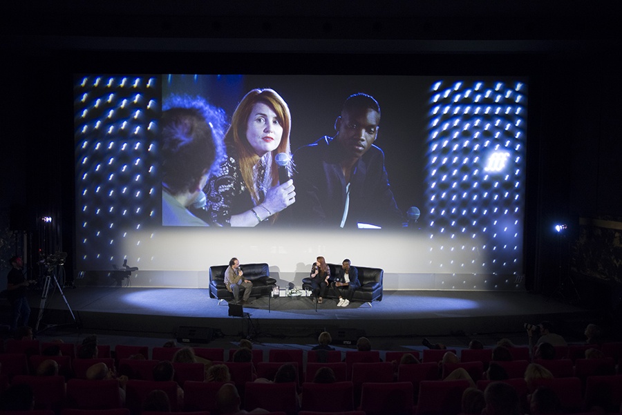 © MeyerKangangi.com