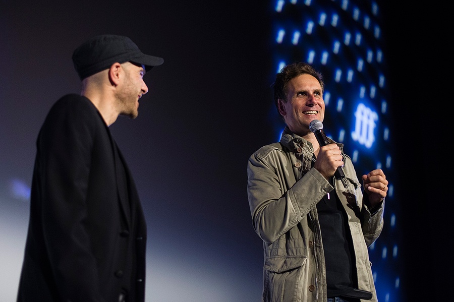 © MeyerKangangi.com