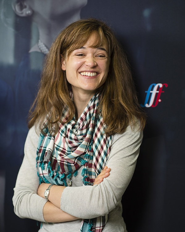 © MeyerKangangi.com