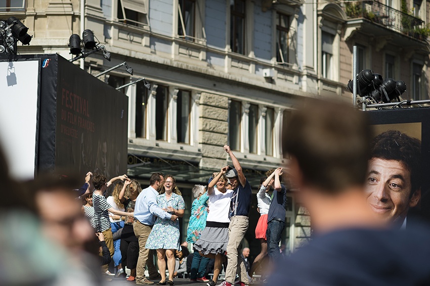 © MeyerKangangi.com