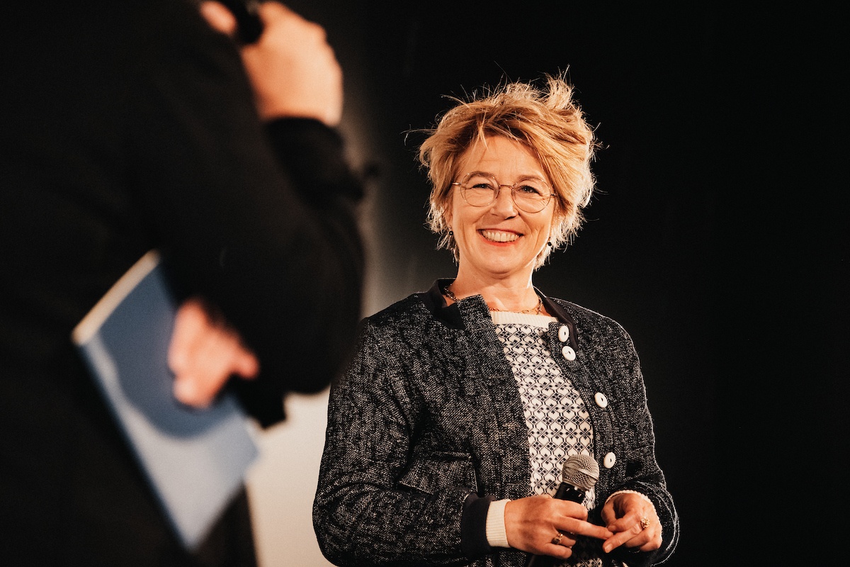 JOURNÉE ROUGE | DIMANCHE | ANNIE COLÈRE