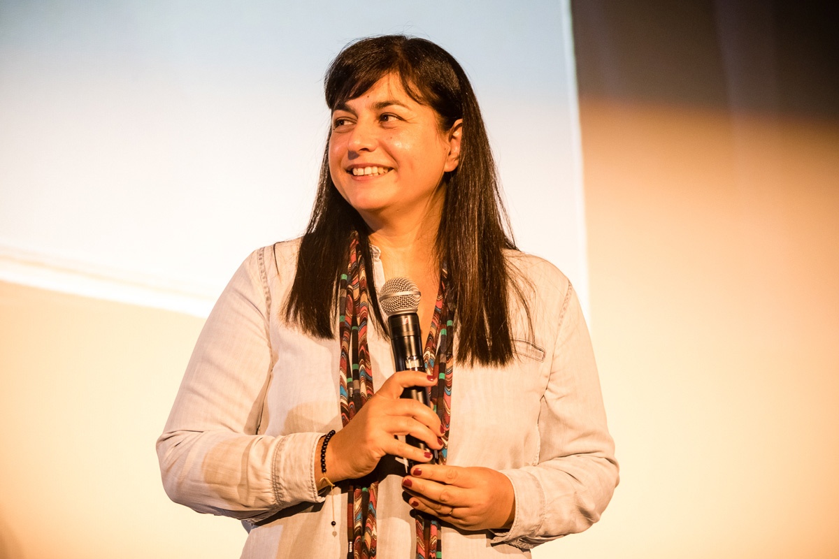 Journée Blanche | FREITAG | cherchez la femme