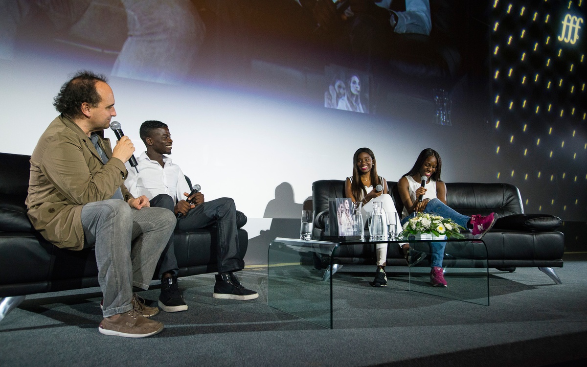 © MeyerKangangi.com