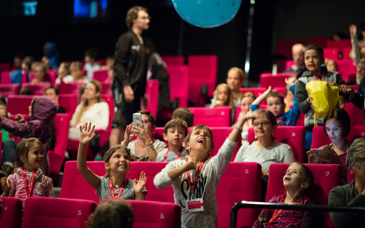 © FFFH - MeyerKangangi.com