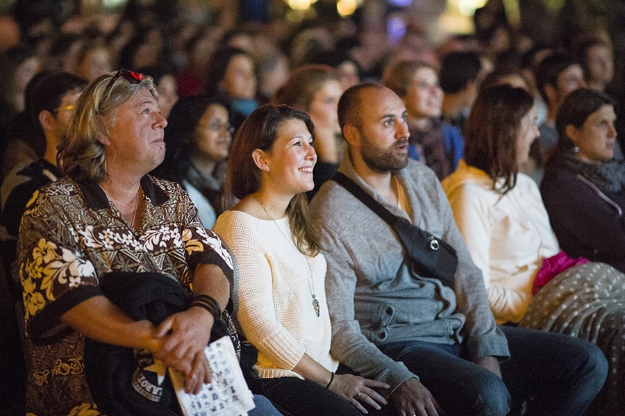 © MeyerKangangi.com